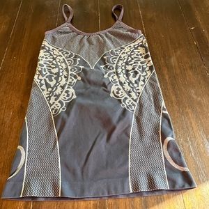 Athleta tank